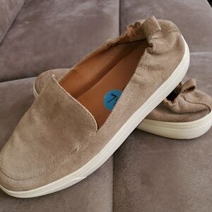 Lucky Brand Lindai Tan Suede Slip On Sneakers Sz7.5